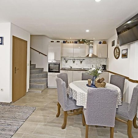 Holiday Home Listesi 1 Trogir Exterior foto